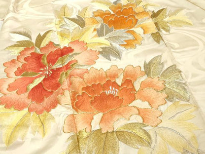 平和屋着物■豪華振袖　総刺繍　駒刺繍　流水草花文　金銀糸　やまと誂製　正絹　逸品　DABE7791cd