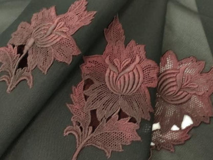 平和屋着物▽羽織　スリーシーズン　春夏秋　塵除け　紗　総刺繍　草花文　黒地　正絹　逸品　DABE4437az