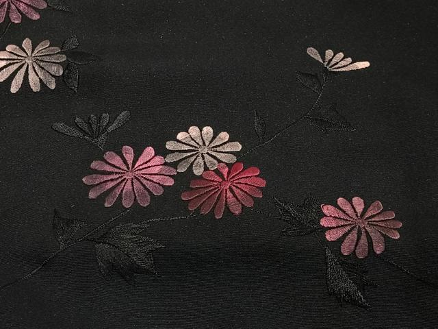 平和屋着物＃羽織　総刺繍　枝菊文　黒地　正絹　逸品　CABE5146ua