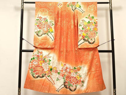 平和屋着物∵女の子　十三参り　子供　祝着・長襦袢(無双仕立て・半衿刺繍)セット　駒刺繍　花車文　暈し染め　金彩　逸品　DABE7029ma