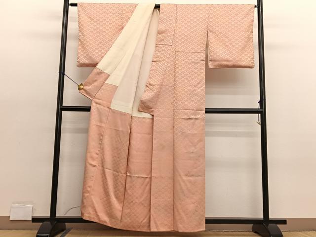 平和屋着物●上質な小紋　雪輪文　暈し染め　ますいわ屋扱い　正絹　逸品　AABF0018ph 楽天市場】平和屋着物□訪問着 雪輪吉祥花文 暈し染め 金彩 正絹 逸品