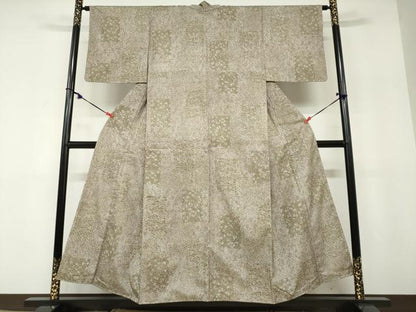 平和屋着物●本場染大島紬　児玉任弘　草花霞文　正絹　逸品　未使用　DABD9806ud