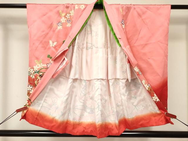 平和屋着物[]七五三　女の子　３歳　祝着　三つ身　鞠花蝶文　暈し染め　金彩　逸品　DABE7042ma