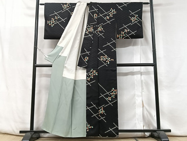 平和屋着物■上質な小紋 絞り 舞花文 黒地 正絹 逸品 CABF5076xe