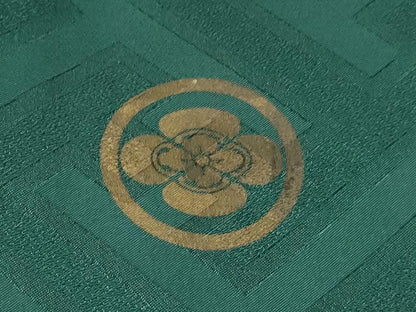 平和屋着物[]七五三　男の子　祝着・羽織・行灯袴セット　駒刺繍　鷹　鷲　菊桐花丸文　暈し染め　金彩　DABE7064ma