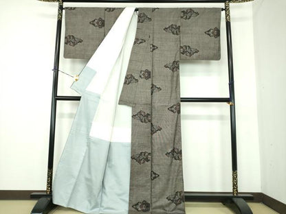 平和屋着物●本場大島紬　9マルキ　風景花鳥文　正絹　逸品　DABE5418ps