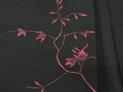 平和屋着物＃羽織　総刺繍　枝花文　黒地　正絹　逸品　CABE5166ua