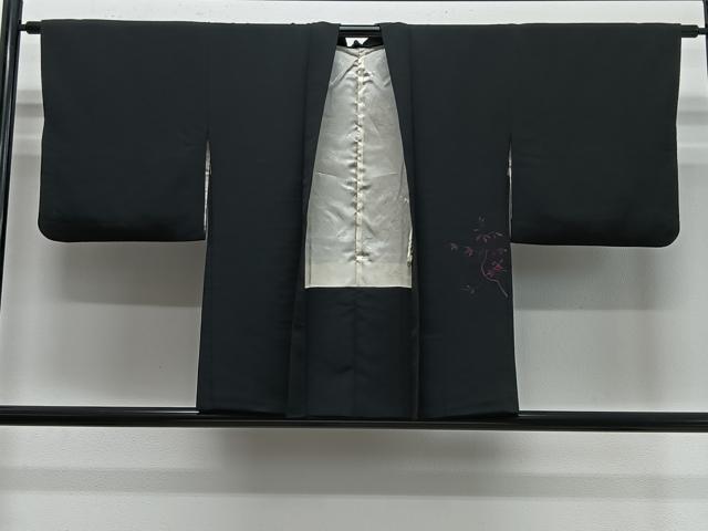 平和屋着物＃羽織　総刺繍　枝花文　黒地　正絹　逸品　CABE5166ua