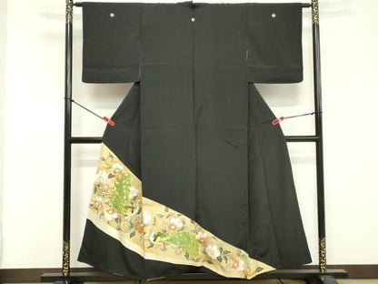 平和屋着物■豪華黒留袖 駒刺繍 枝花文 孔雀 金彩 正絹 逸品 DABF4008cd