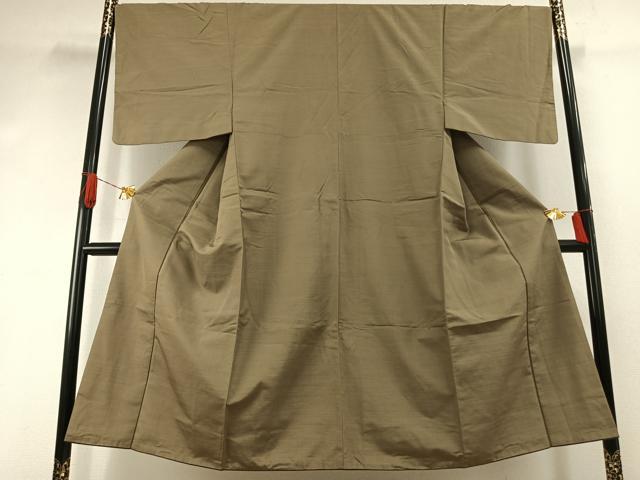 平和屋着物●男性　紬　色無地　油色　正絹　逸品　AABI1550fy