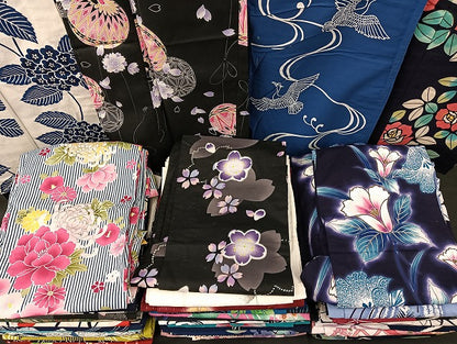 平和屋着物■浴衣 まとめて 45点 鳥 紫陽花 薔薇 乱菊 花柄 型染め 金銀彩 など 着用可能多数 未使用品あり mmm115