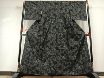 平和屋着物●本場大島紬　カタス7マルキ　草花文　黒地　正絹　逸品　AABI1568fy