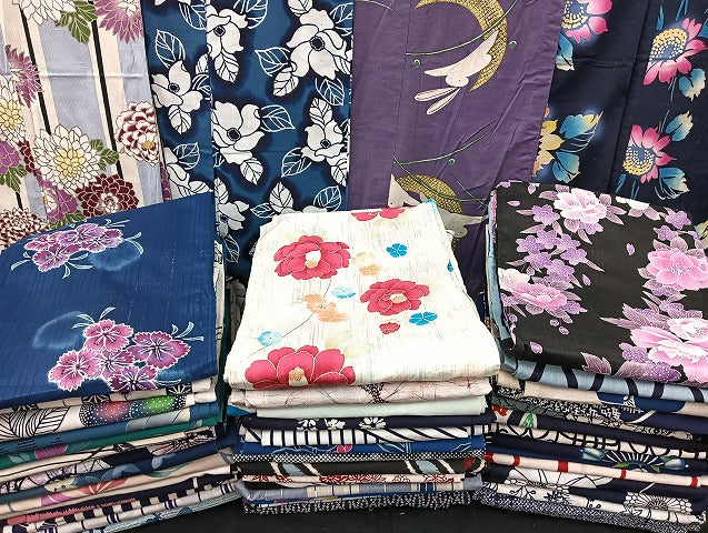 平和屋着物■浴衣 まとめて 45点 兎 向日葵 花柄 型染め 金彩 など 着用可能多数 未使用品あり mmm139