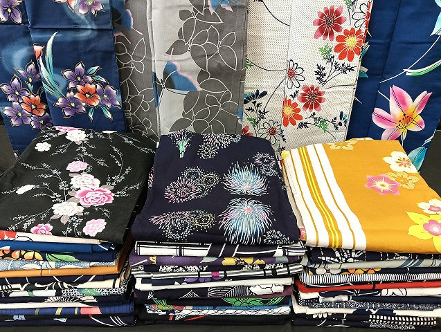 平和屋着物■浴衣 まとめて 45点 蝶 花柄 型染め 金彩 など 着用可能多数 未使用品あり mmm140