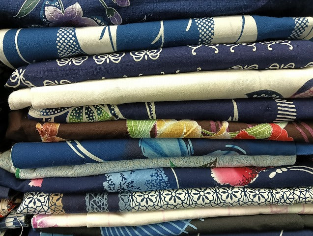 平和屋着物■浴衣 まとめて 45点 蝶 花柄 型染め など 着用可能多数 未使用品あり mmm147