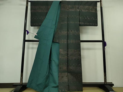 平和屋本店●極上　中国三大刺繍　スワトウ刺繍　汕頭刺繍　総刺繍　訪問着　紬地　洋花文　高麗納戸色地　逸品　DZAB2258kh6