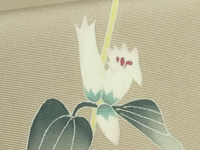 平和屋本店●極上　本加賀友禅作家　由水煌人　塩瀬　九寸名古屋帯　草花　白橡色地　たとう紙付き　逸品　DZAB6910kh6
