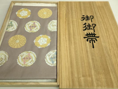平和屋本店●極上　山口美術織物　皇室　伊勢神宮御用　西陣織　太鼓柄袋帯　唐織　菊池浜茄子華文　金銀糸 反端・共箱付 逸品 DZAB6936kh6
