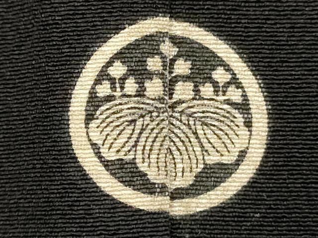 平和屋着物■豪華黒留袖　駒刺繍　雲重ね花文　金彩　正絹　逸品　DABF4165cd
