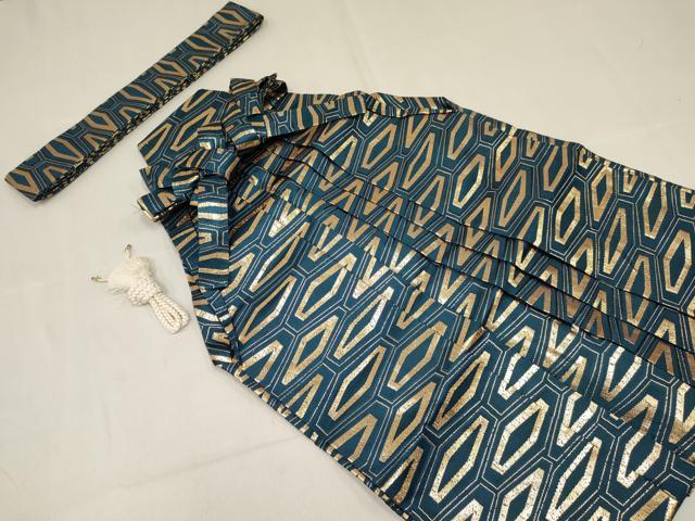 平和屋着物[]七五三　男の子　祝着・羽織・行灯袴セット　駒刺繍　唐獅子　金彩　DABE7208ma
