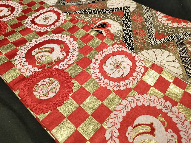 平和屋本店■子供帯 まとめて 35点 向かい鶴 折り鶴 蝶 花柄 七宝 毬 鈴 アンティーク 金銀糸 など 着用可能多数 未使用品あり se028