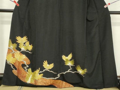 平和屋着物■黒留袖　刺繍　松葉文　金彩　洗える着物　DABF4423cd