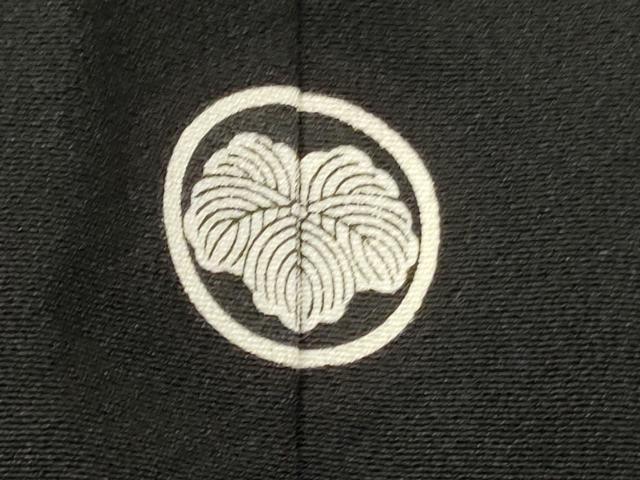 平和屋着物■豪華黒留袖　作家物　駒刺繍　松　花菱文　暈し染め　金銀彩　正絹　逸品　DABF6075zy