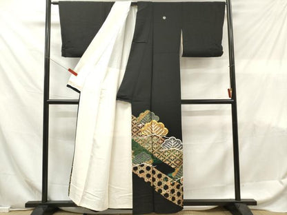 平和屋着物■豪華黒留袖　作家物　駒刺繍　松　花菱文　暈し染め　金銀彩　正絹　逸品　DABF6075zy