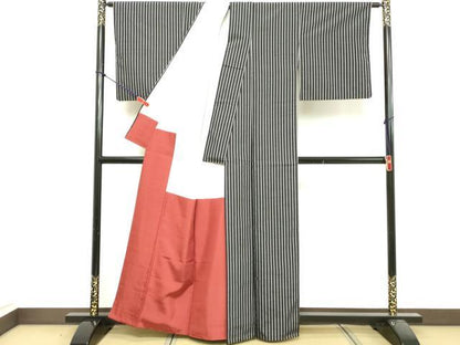 平和屋着物■上質な紬　間道　黒地　正絹　逸品　DABF9678cd