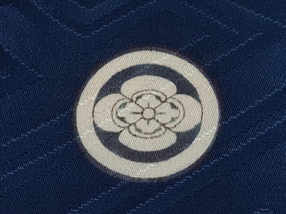 平和屋着物[]七五三　男の子　祝着・羽織　駒刺繍　地紙重ね花文　金彩　洗える着物　DABE7328ma
