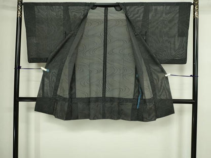 平和屋着物▽道行コート　スリーシーズン　春夏秋　塵除け　流水文　黒地　正絹　逸品　DABF8757sf