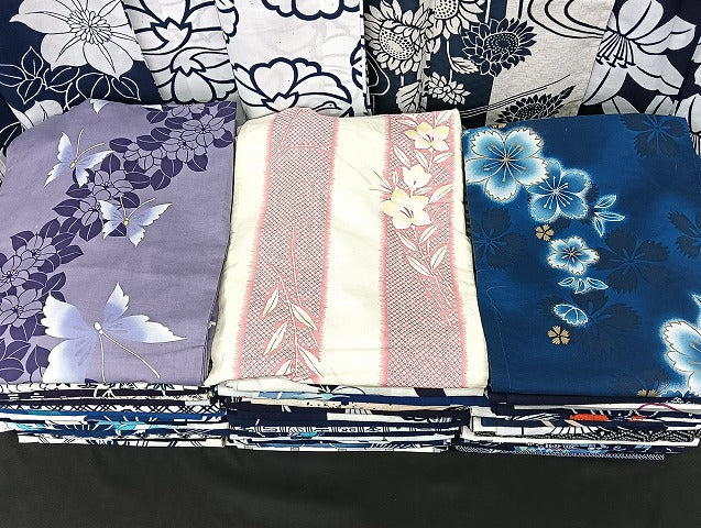 平和屋着物■浴衣 まとめて 45点 向かい鳥 蝶 向日葵 花柄 暈し染め 金彩 など 着用可能多数 未使用品あり mmm1052