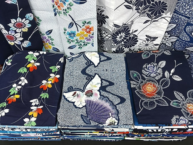 平和屋着物■浴衣 まとめて 45点 蝶 薔薇 向日葵 花柄 型染め 暈し染め など 着用可能多数 未使用品あり mmm1066