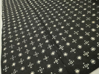 平和屋着物▽上質な小紋　単衣　幾何学文様　黒地　正絹　逸品　DABF2680fe