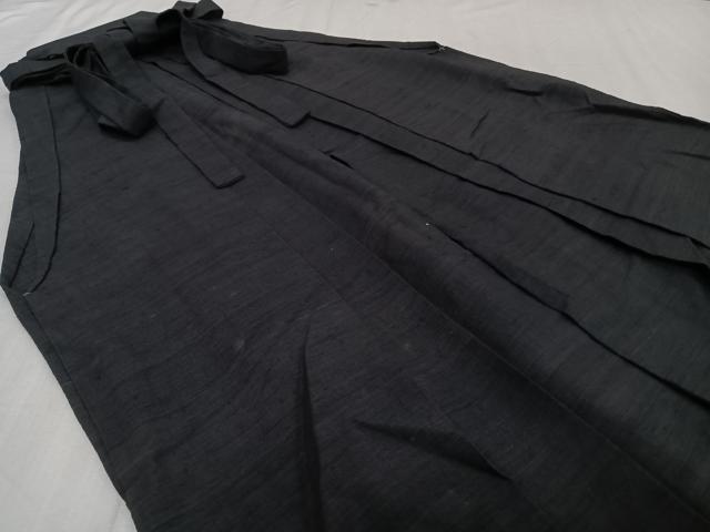 平和屋着物＊夏物　男性　馬乗り袴　紬地　褐色　正絹　逸品　CABH5212xi