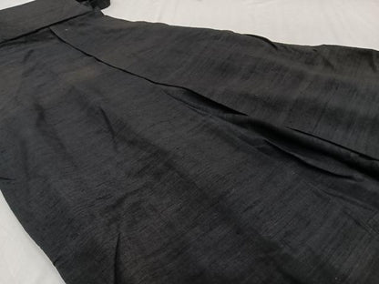 平和屋着物＊夏物　男性　馬乗り袴　紬地　褐色　正絹　逸品　CABH5212xi