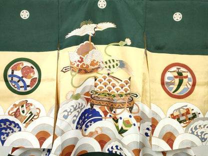 平和屋着物[]お宮参り　男の子　祝着　産着　初着　のしめ　駒刺繍　鶴　蓑亀　立波文　金彩　逸品　DABE7384ma