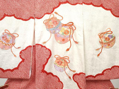 平和屋着物[]お宮参り　女の子　祝着　産着　初着　のしめ　刺繍　絞り　鈴花文　金銀糸　逸品　DABE7395ma