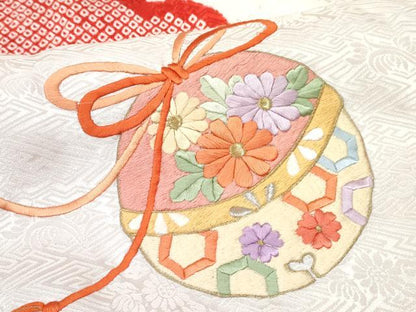 平和屋着物[]お宮参り　女の子　祝着　産着　初着　のしめ　刺繍　絞り　鈴花文　金銀糸　逸品　DABE7395ma