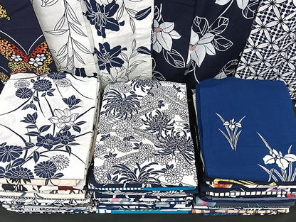 平和屋着物■浴衣 まとめて 45点 蝶 菖蒲 乱菊 花柄 七宝 など 着用可能多数 未使用品あり mmm1068
