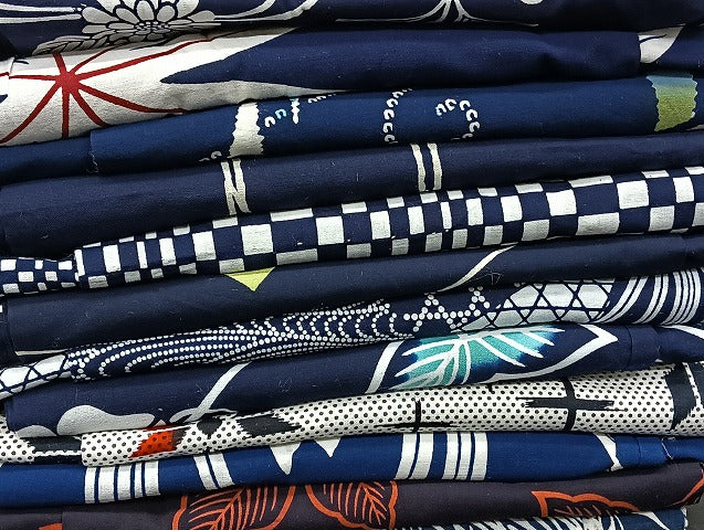 平和屋着物■浴衣 まとめて 45点 蝶 菖蒲 花柄 型染め 暈し染め など 着用可能多数 未使用品あり mmm1071