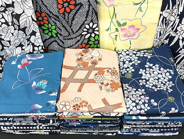 平和屋着物■浴衣 まとめて 45点 蝶 紫陽花 菖蒲 薔薇 花柄 型染め など 着用可能多数 未使用品あり mmm1081