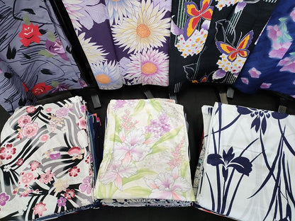 平和屋本店■浴衣 まとめて 45点 蝶 花柄 しじら織 綿絽 ラメ など 着用可能多数 未使用品あり ppp3764