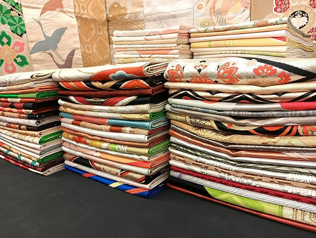 平和屋着物■袋帯 西陣 まとめて100点 鶴 孔雀 尾長鳥 蝶 更紗 松竹梅 花柄 正倉院 佐賀錦 金銀糸 など 未使用品あり 全て正絹 mmm1119