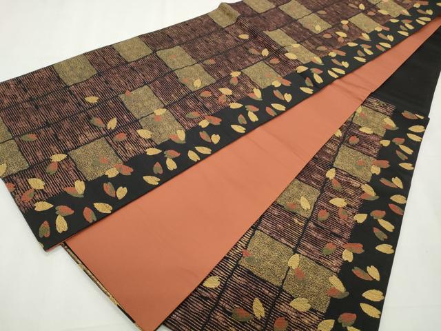 平和屋着物◎六通柄袋帯　市松舞花びら　黒地　金糸　正絹　逸品　CABF2393qe