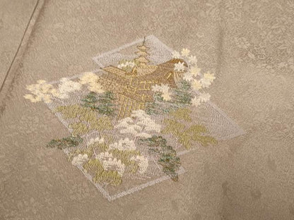 平和屋着物▼訪問着　総刺繍　松皮菱風景文　金糸　三越扱い　正絹　逸品　DABG3598du