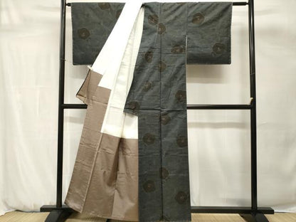 平和屋着物■本場大島紬　7マルキ　椿　正絹　逸品　CABH0662ev