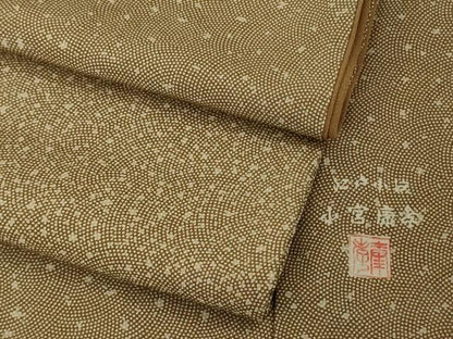 平和屋本店●極上　人間国宝 小宮康孝　江戸小紋　鮫小紋柄　箔散らし　柴染色×枯色　三越扱い　逸品　DZAB1747kh6