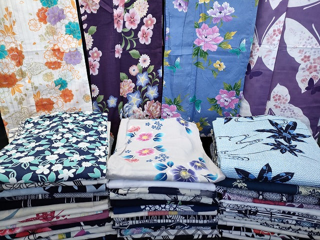 平和屋本店■浴衣 まとめて 45点 蝶 花柄 竜田川文様 ラメ など 着用可能多数 未使用品あり ppp3808