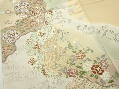 平和屋本店●極上　創業460年・千總　訪問着　駒刺繍　道長正倉院花文　浅黄色地　暈し染め　大丸扱い　逸品　DZAB4004kh6